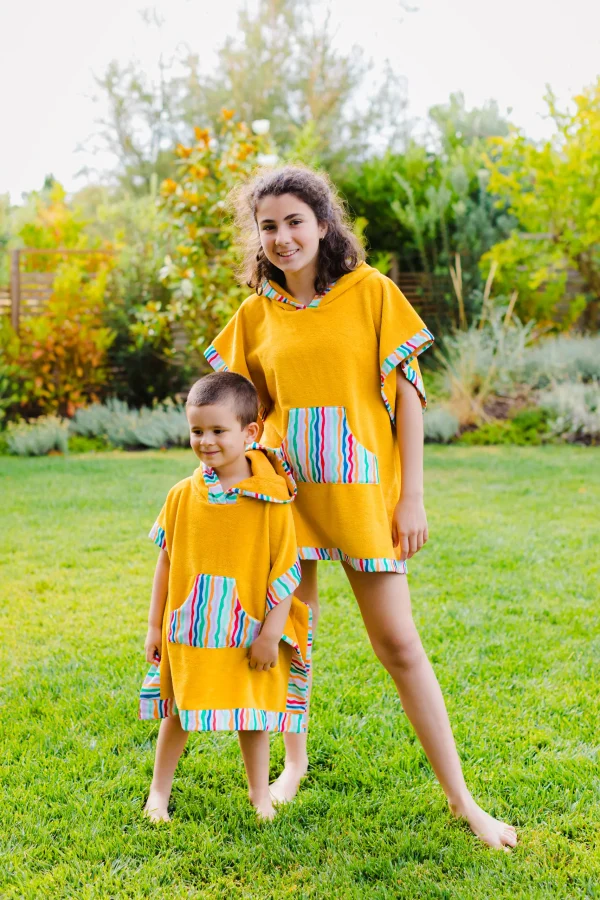 Poncho Riscas Onduladas